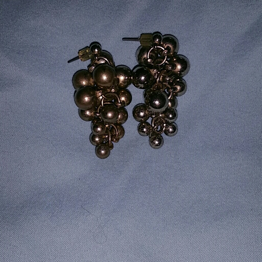 Grape like earrings